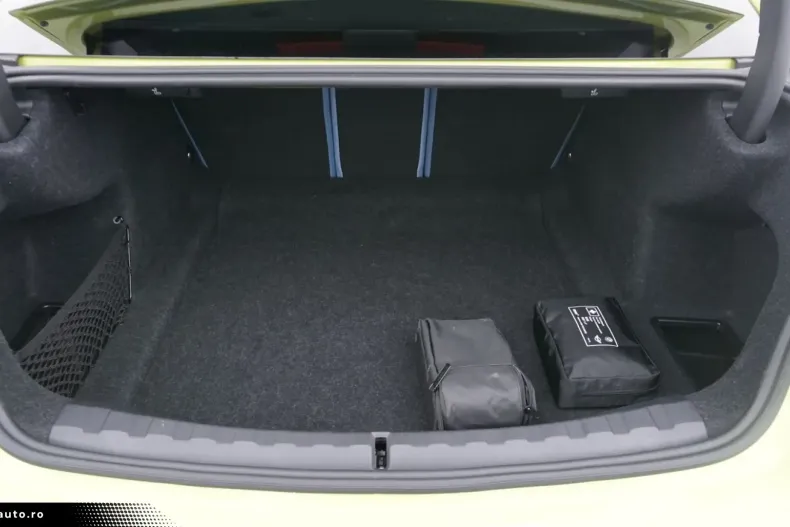 BMW M3 (Modele M) din 2024 cu 9.356 km - oferta BMW182847 - foto 6