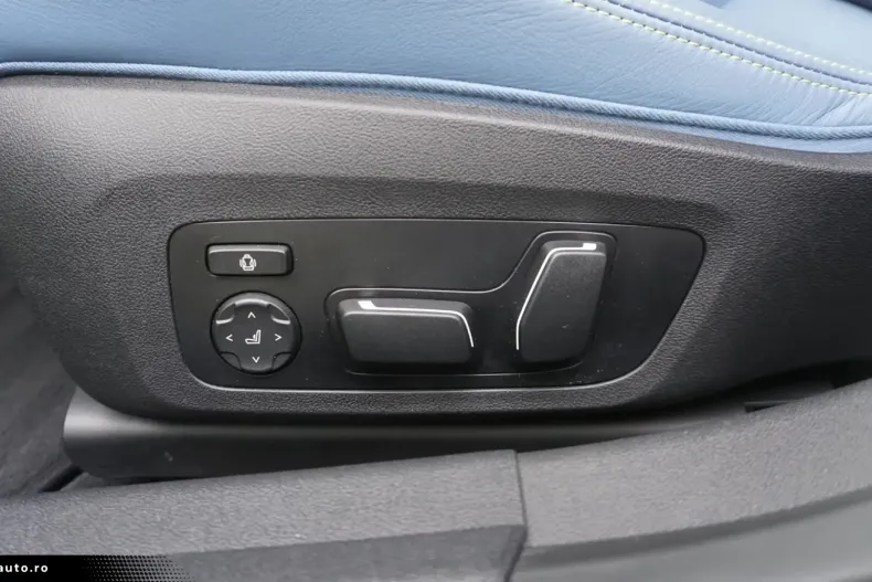 BMW M3 (Modele M) din 2024 cu 9.356 km - oferta BMW182847 - foto 11