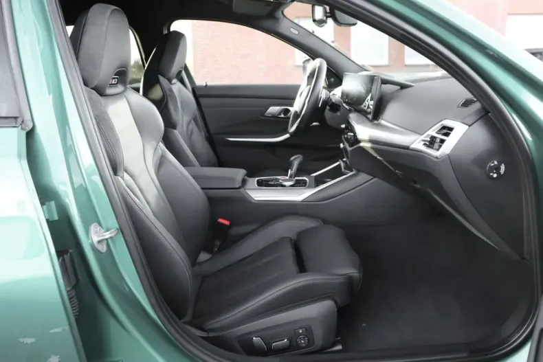 BMW M3 (Modele M) din 2024 cu 13.985 km - oferta BMW182849 - foto 3