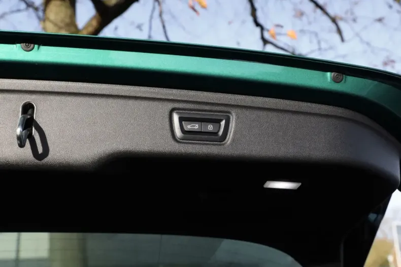 BMW M3 (Modele M) din 2024 cu 13.985 km - oferta BMW182849 - foto 10