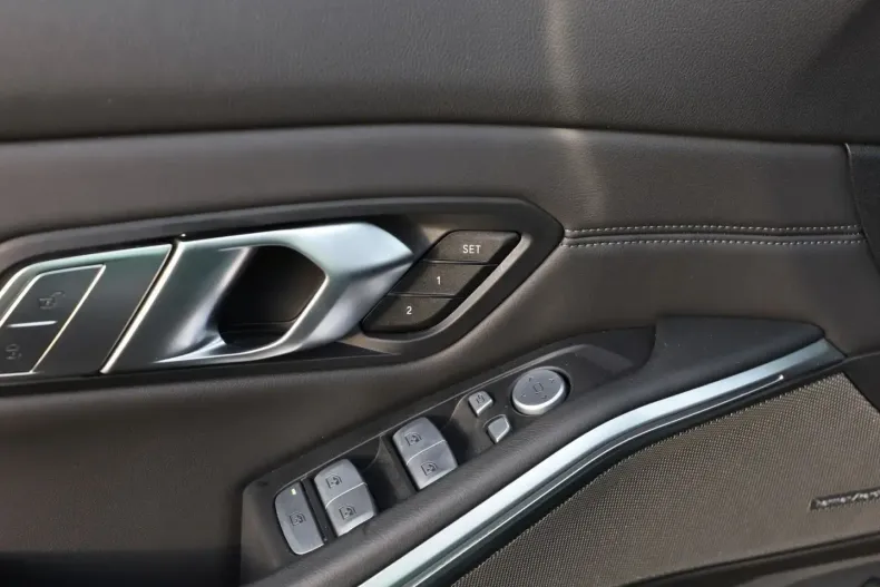 BMW M3 (Modele M) din 2024 cu 13.985 km - oferta BMW182849 - foto 14