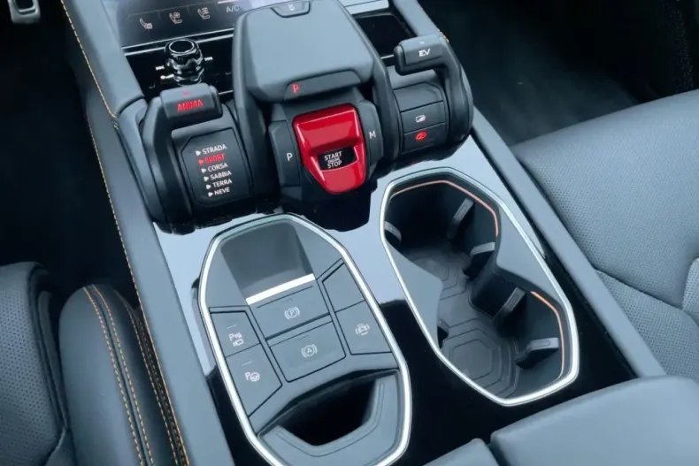 Lamborghini Urus din 2025 cu 2.700 km - oferta LAM182863 - foto 15