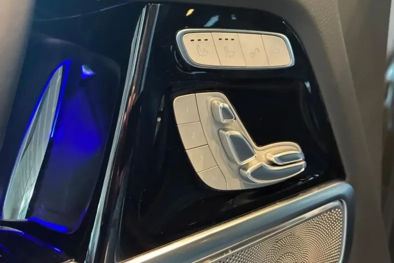 Mercedes-Benz G 500 (Clasa G) din 2024 cu 15.471 km - oferta MER182864 - foto 8