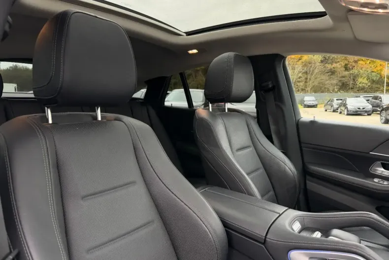 Mercedes-Benz GLE 300 (Clasa GLE) din 2023 cu 60.002 km - oferta MER182867 - foto 11