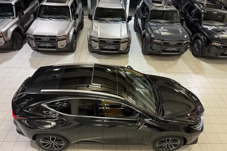 Lexus NX 350h din 2025 cu 20 km - oferta LEX182872 - foto 4