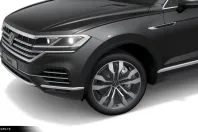 Volkswagen Touareg din 2022 cu 49.876 km - oferta VOL182887 - foto 3