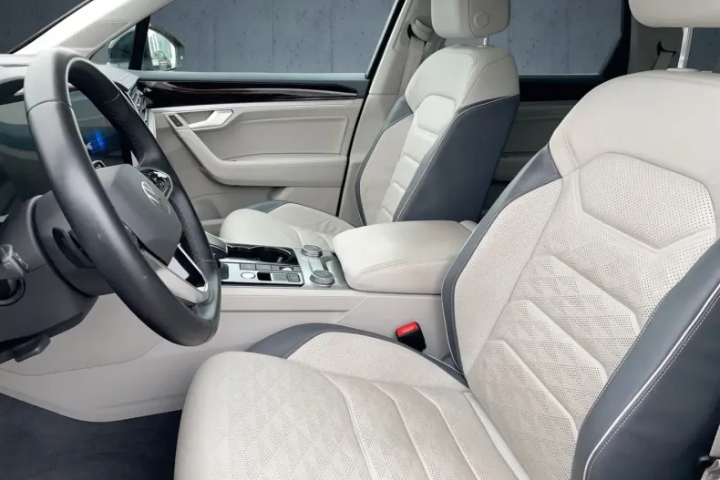 Volkswagen Touareg din 2022 cu 88.926 km - oferta VOL182888 - foto 10