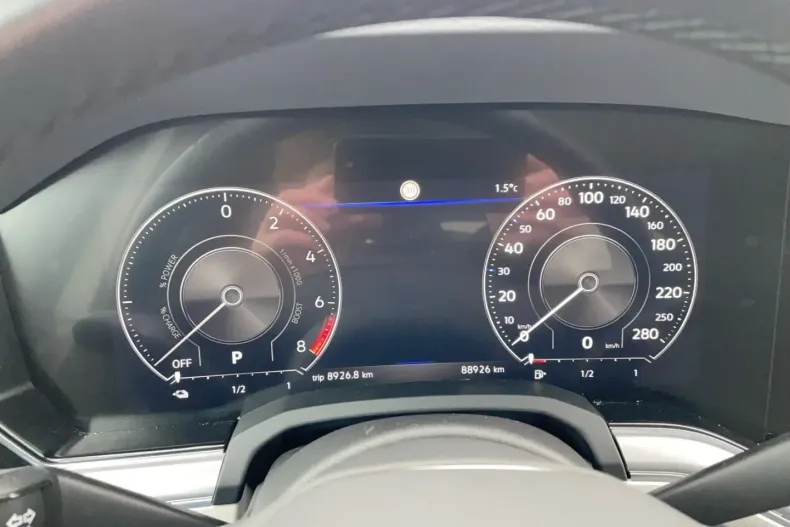 Volkswagen Touareg din 2022 cu 88.926 km - oferta VOL182888 - foto 11