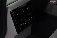 Volkswagen Touareg din 2021 cu 89.792 km - oferta VOL182891 - foto 24