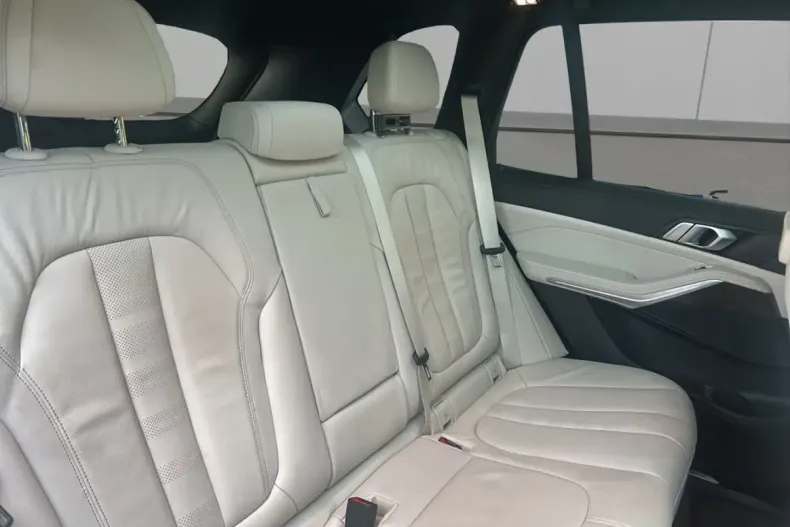 BMW X5 (Seria X) din 2022 cu 63.681 km - oferta BMW182893 - foto 6