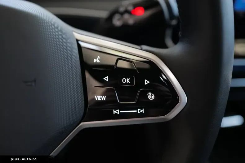 Volkswagen ID.7 din 2024 cu 3.898 km - oferta VOL182895 - foto 12