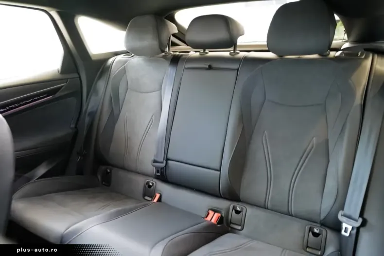 Volkswagen ID.7 din 2024 cu 3.898 km - oferta VOL182895 - foto 22