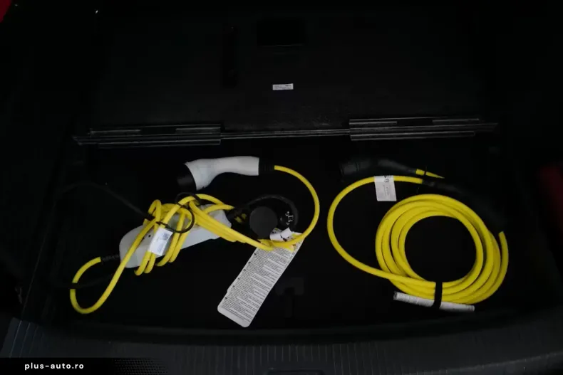 Volkswagen ID.7 din 2024 cu 3.898 km - oferta VOL182895 - foto 27