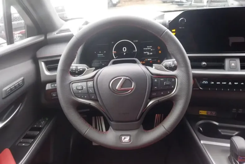 Lexus UX din 2024 cu 10 km - oferta LEX182898 - foto 5