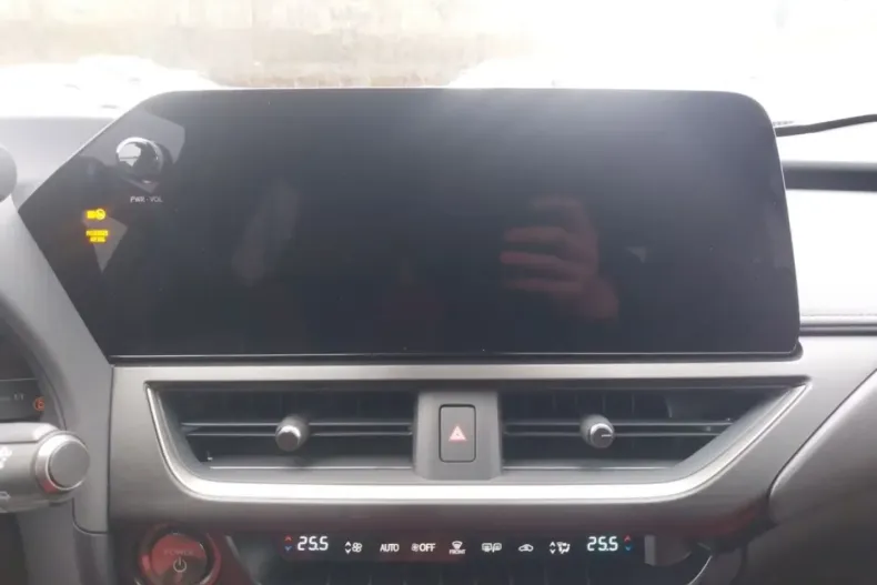 Lexus UX din 2024 cu 10 km - oferta LEX182898 - foto 7