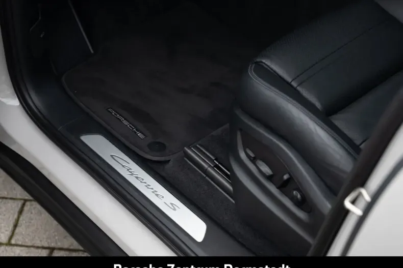 Porsche Cayenne din 2024 cu 20.878 km - oferta POR182899 - foto 23