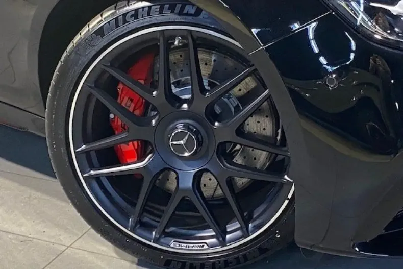 Mercedes-Benz E 63 AMG (Clasa E) din 2024 cu 19.055 km - oferta MER182901 - foto 3