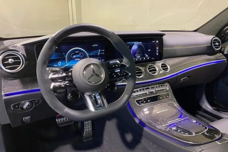 Mercedes-Benz E 63 AMG (Clasa E) din 2024 cu 19.055 km - oferta MER182901 - foto 4