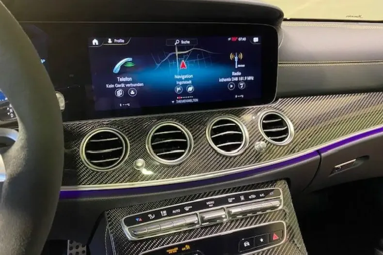 Mercedes-Benz E 63 AMG (Clasa E) din 2024 cu 19.055 km - oferta MER182901 - foto 9