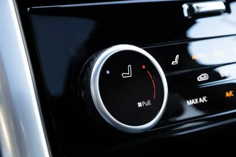 Land Rover Discovery din 2025 cu 7.620 km - oferta LAN182905 - foto 15