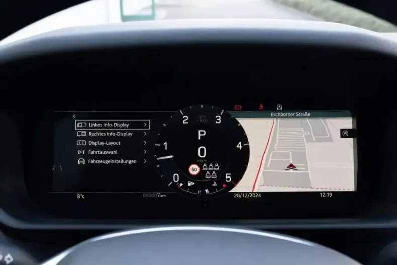 Land Rover Discovery din 2025 cu 7.620 km - oferta LAN182905 - foto 22