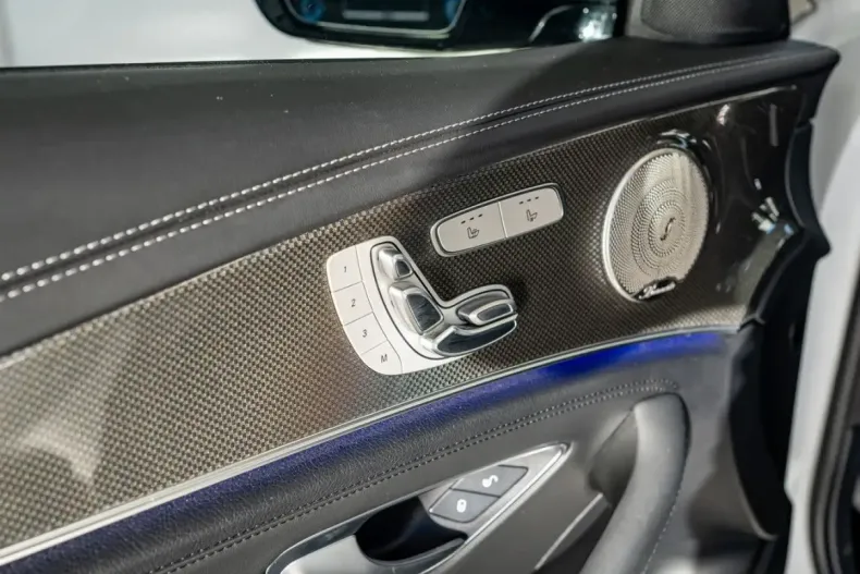 Mercedes-Benz E 53 AMG (Clasa E) din 2021 cu 78.051 km - oferta MER182906 - foto 22