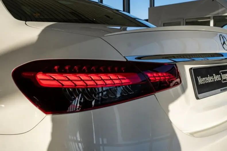 Mercedes-Benz E 53 AMG (Clasa E) din 2021 cu 78.051 km - oferta MER182906 - foto 25