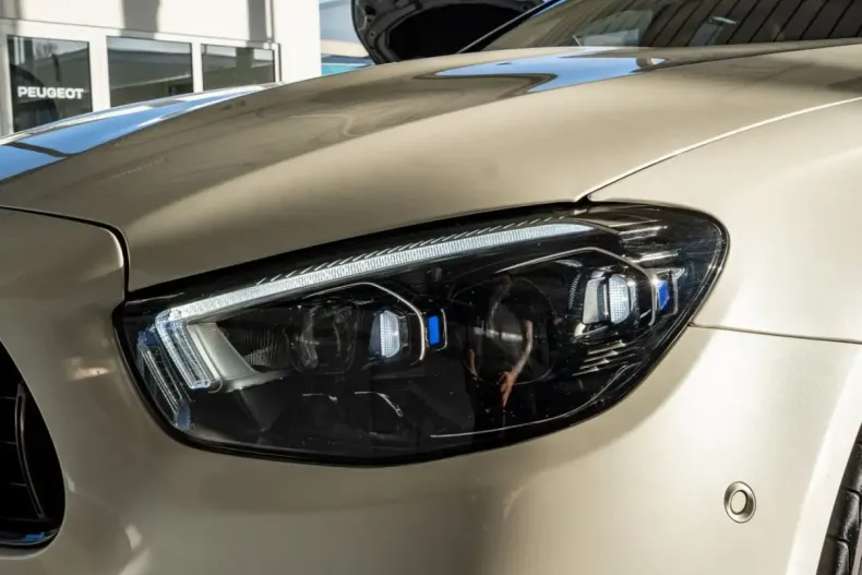 Mercedes-Benz E 53 AMG (Clasa E) din 2021 cu 78.051 km - oferta MER182906 - foto 26