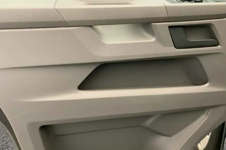 Volkswagen T6 Kombi din 2021 cu 77.700 km - oferta VOL182934 - foto 9