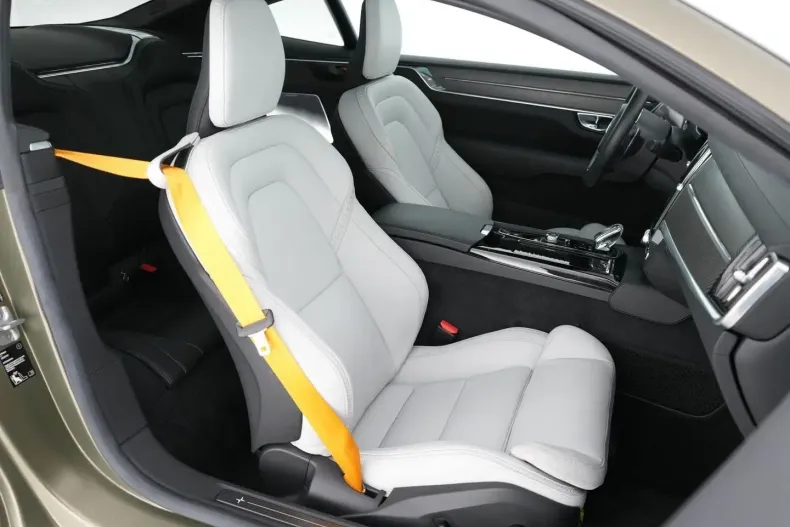 Polestar 1 din 2022 cu 3.333 km - oferta POL182936 - foto 10