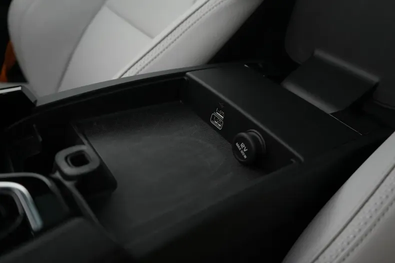 Polestar 1 din 2022 cu 3.333 km - oferta POL182936 - foto 47