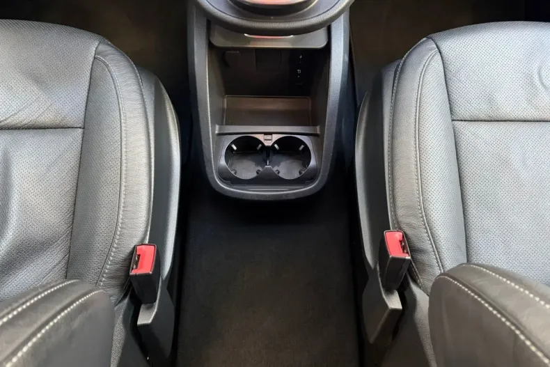 Mercedes-Benz V 300 (Clasa V) din 2021 cu 53.388 km - oferta MER182942 - foto 13