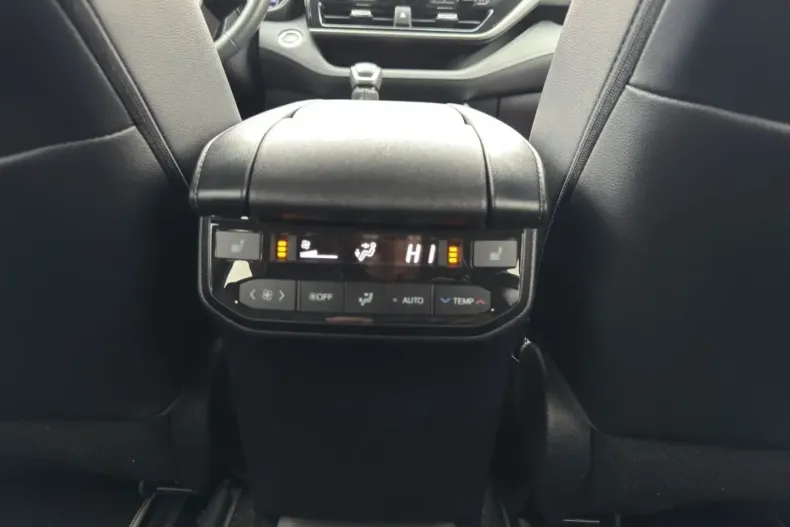 Toyota Highlander din 2024 cu 33.510 km - oferta TOY182943 - foto 22