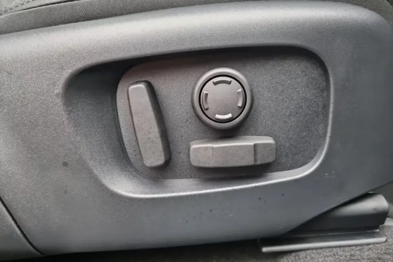 Land Rover Range Rover Evoque din 2025 cu 6.550 km - oferta LAN182945 - foto 23