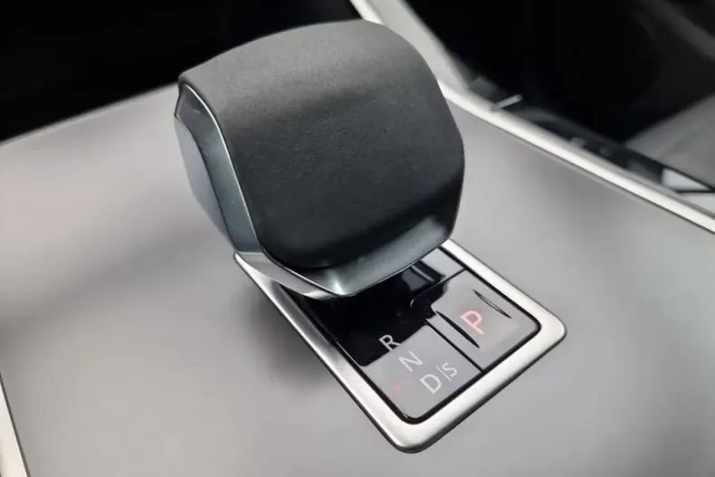 Land Rover Range Rover Evoque din 2025 cu 6.550 km - oferta LAN182945 - foto 30