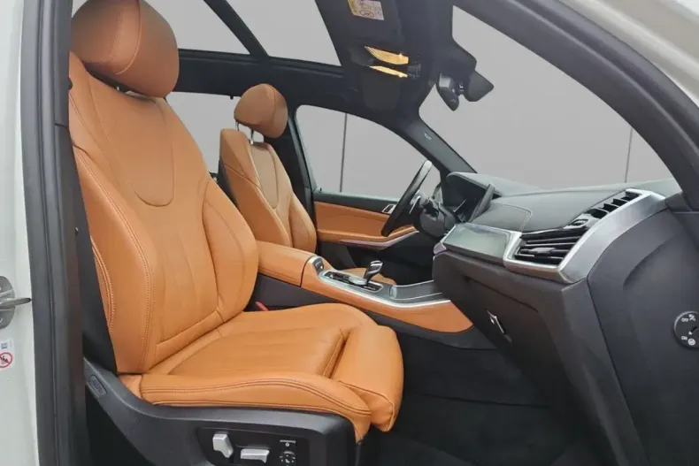 BMW X5 (Seria X) din 2021 cu 105.986 km - oferta BMW182951 - foto 6