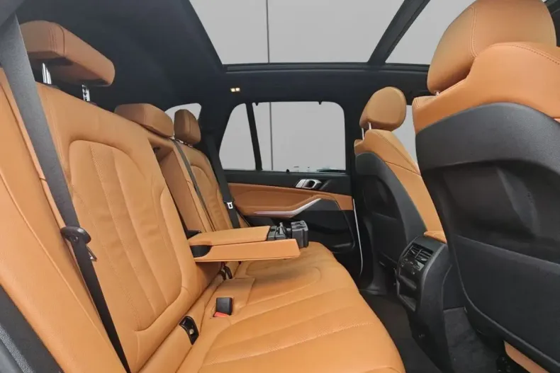 BMW X5 (Seria X) din 2021 cu 105.986 km - oferta BMW182951 - foto 10