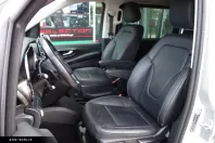 Mercedes-Benz V 300 (Clasa V) din 2021 cu 81.456 km - oferta MER182957 - foto 24