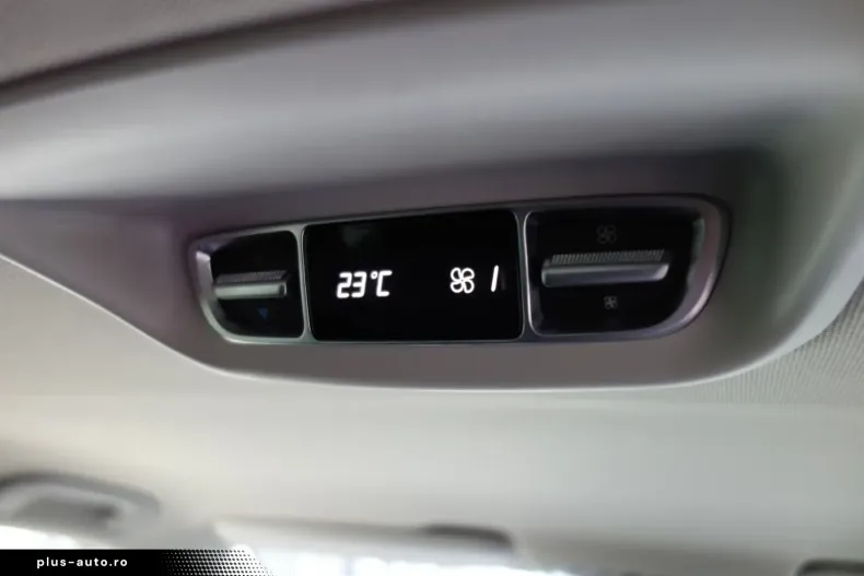 Mercedes-Benz V 300 (Clasa V) din 2021 cu 81.456 km - oferta MER182957 - foto 30