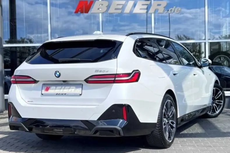 BMW 520 (Seria 5) din 2024 cu 22.500 km - oferta BMW182960 - foto 3