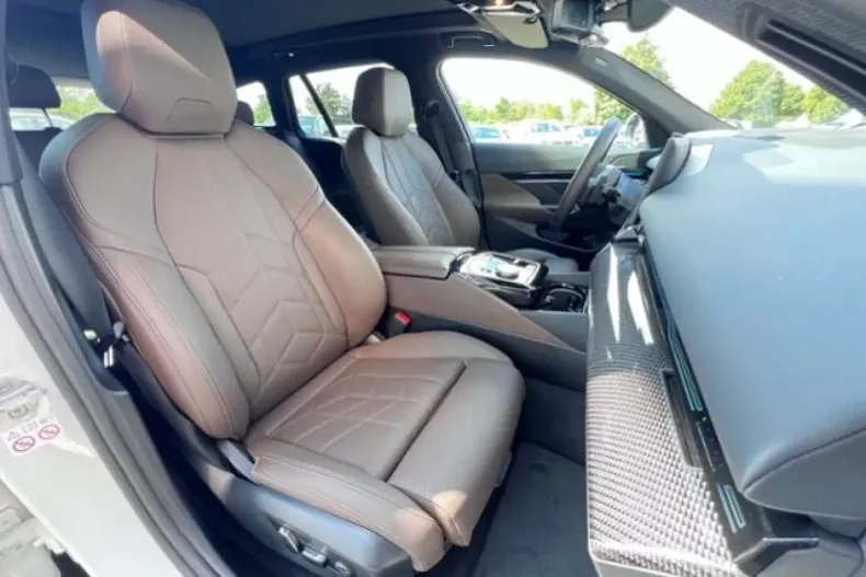 BMW 520 (Seria 5) din 2024 cu 22.500 km - oferta BMW182960 - foto 7