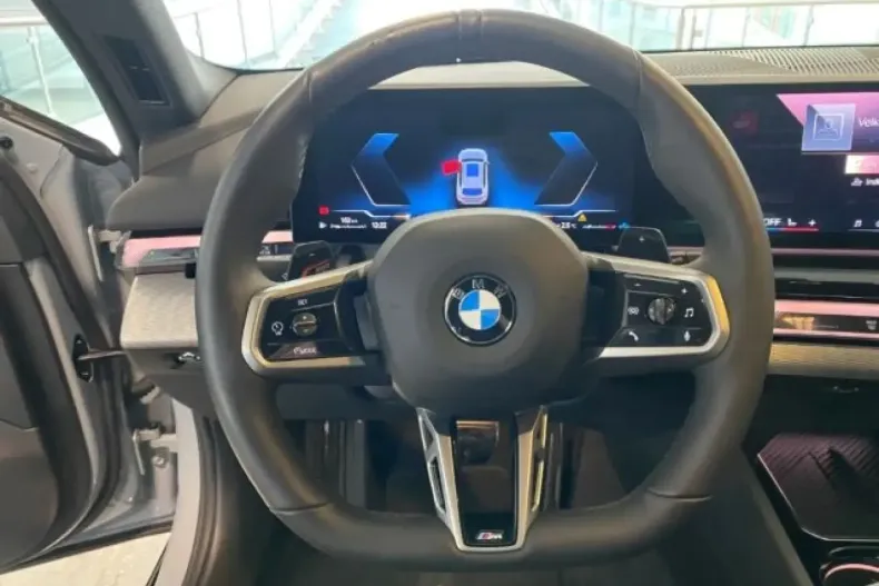 BMW 520 (Seria 5) din 2025 cu 5.487 km - oferta BMW182962 - foto 10