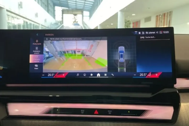 BMW 520 (Seria 5) din 2025 cu 5.487 km - oferta BMW182962 - foto 14