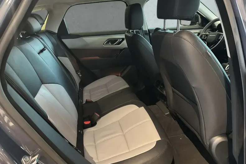 Land Rover Range Rover Velar din 2024 cu 21.700 km - oferta LAN182967 - foto 5