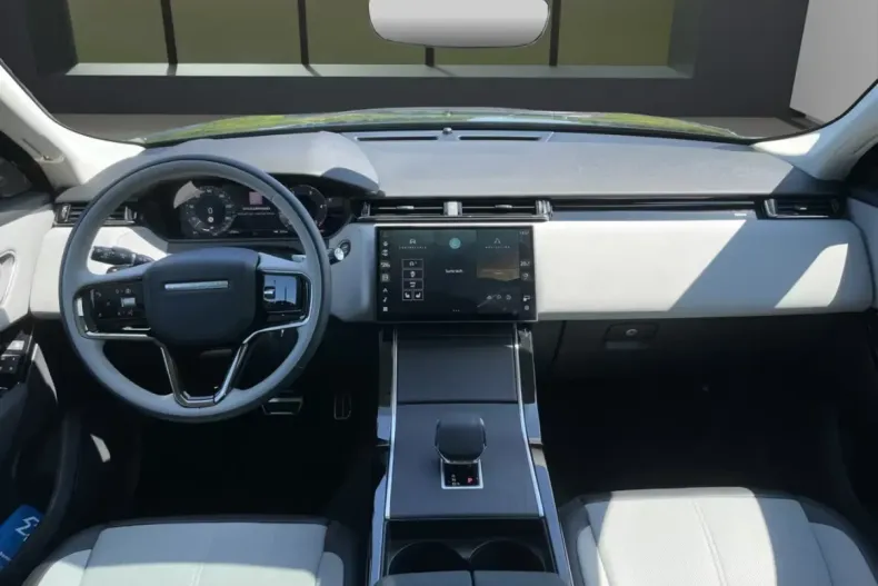 Land Rover Range Rover Velar din 2024 cu 10.000 km - oferta LAN182969 - foto 2