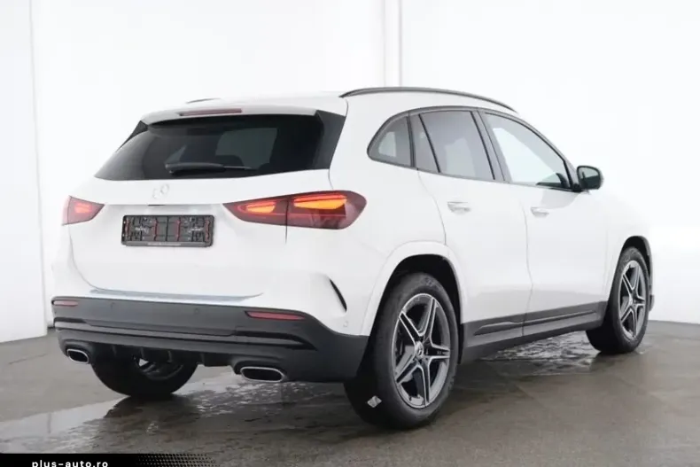 Mercedes-Benz GLA 180 (Clasa GLA) din 2024 cu 15.299 km - oferta MER182979 - foto 3