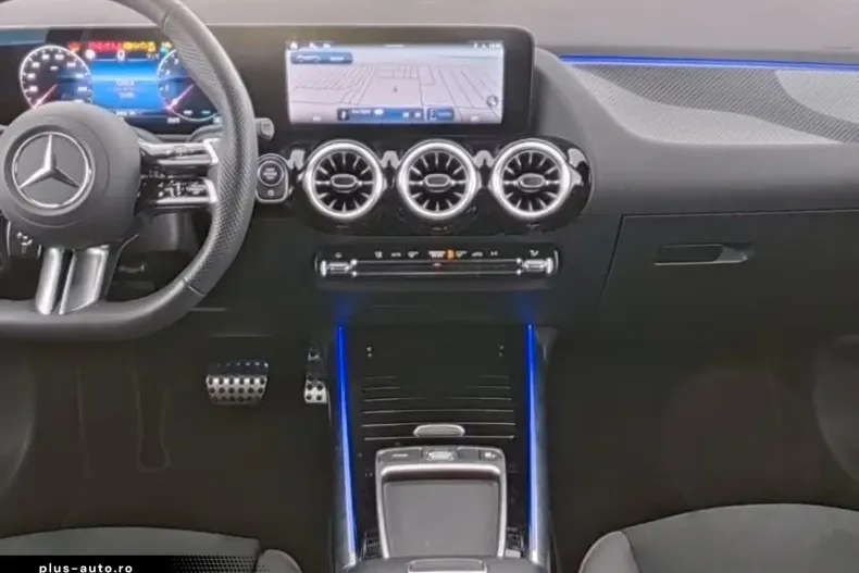 Mercedes-Benz GLA 180 (Clasa GLA) din 2024 cu 15.299 km - oferta MER182979 - foto 7