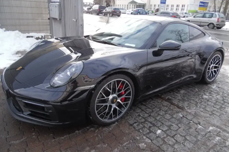 Porsche 992 din 2024 cu 15.883 km - oferta POR182981 - foto 2