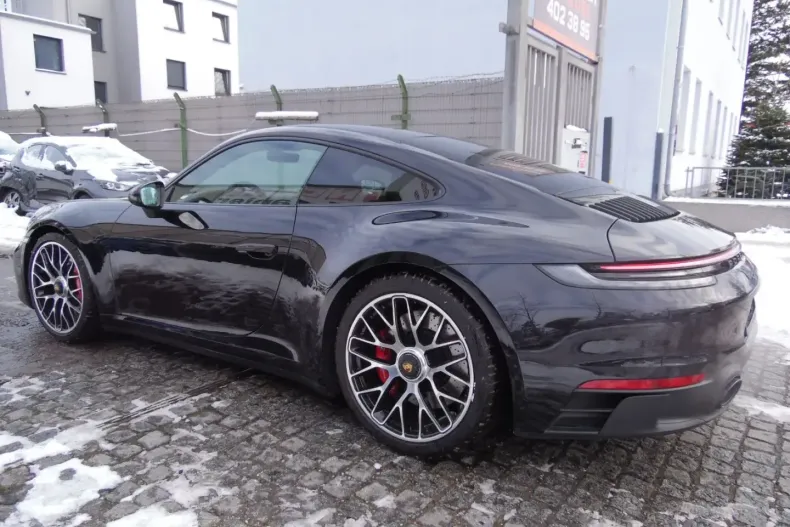 Porsche 992 din 2024 cu 15.883 km - oferta POR182981 - foto 4