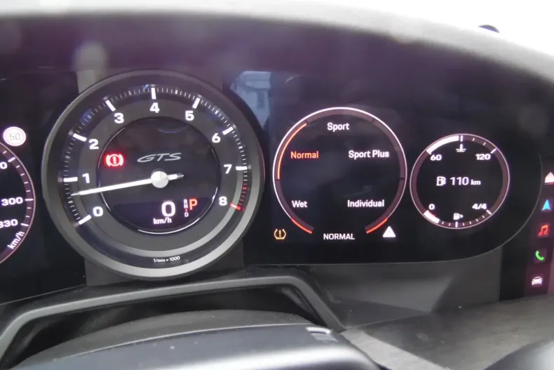 Porsche 992 din 2024 cu 15.883 km - oferta POR182981 - foto 20